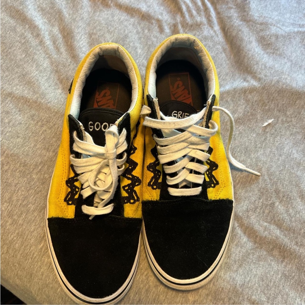 Vans Black and Yellow Flame Sneakers Low-Top